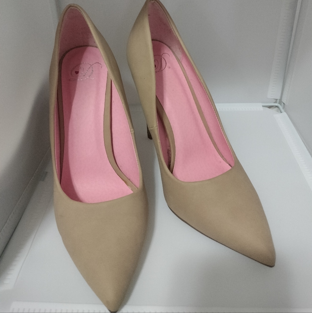 High Heels / Pumps